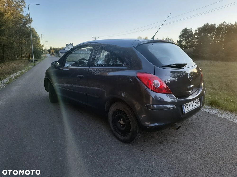 Opel Corsa 1.2 16V Enjoy - 3