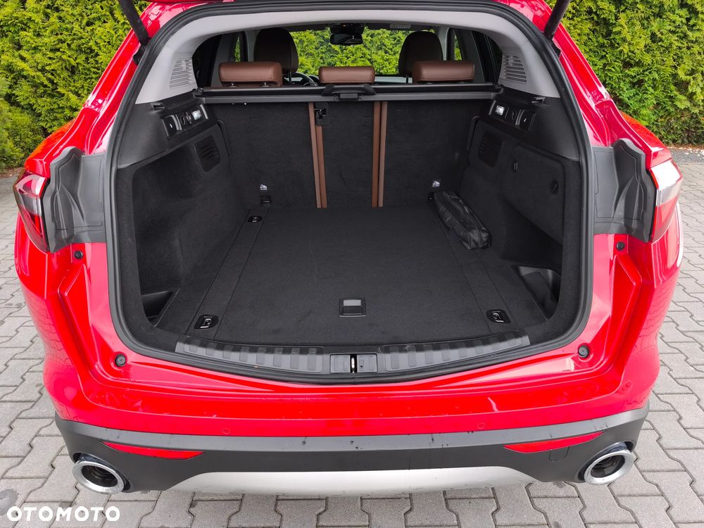 Alfa Romeo Stelvio - 24
