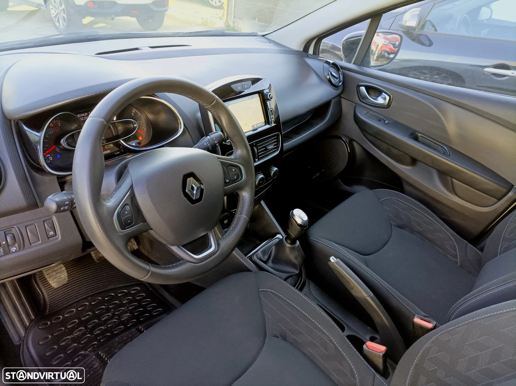 Renault Clio 0.9 TCe Limited - 7
