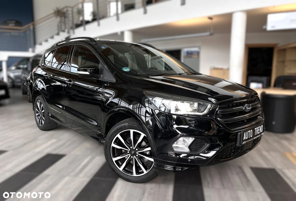 Ford Kuga 1.5 EcoBoost ST-LINE X - 2