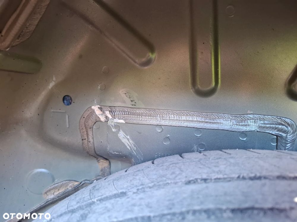 Peugeot 3008 PureTech 130 Stop & Start GPF Allure - 31