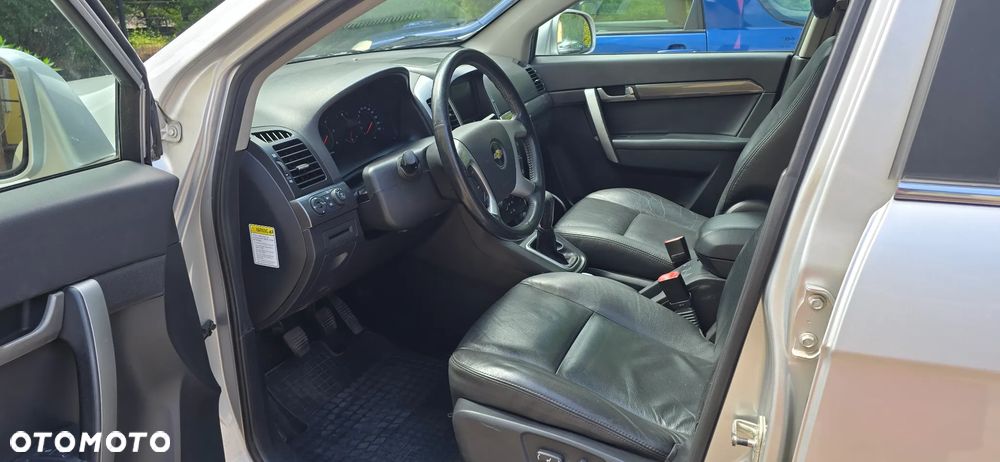 Chevrolet Captiva 2.0 d LT high - 13