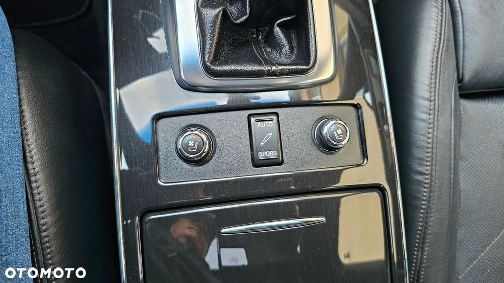 Infiniti FX FX30d S Premium - 36