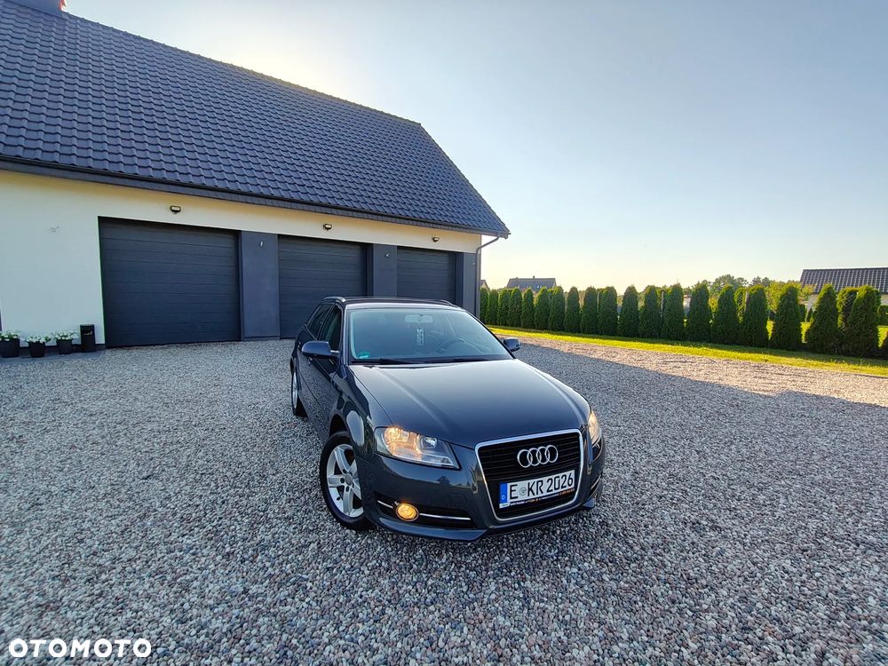 Audi A3 Sportback 1.6 Ambiente - 1