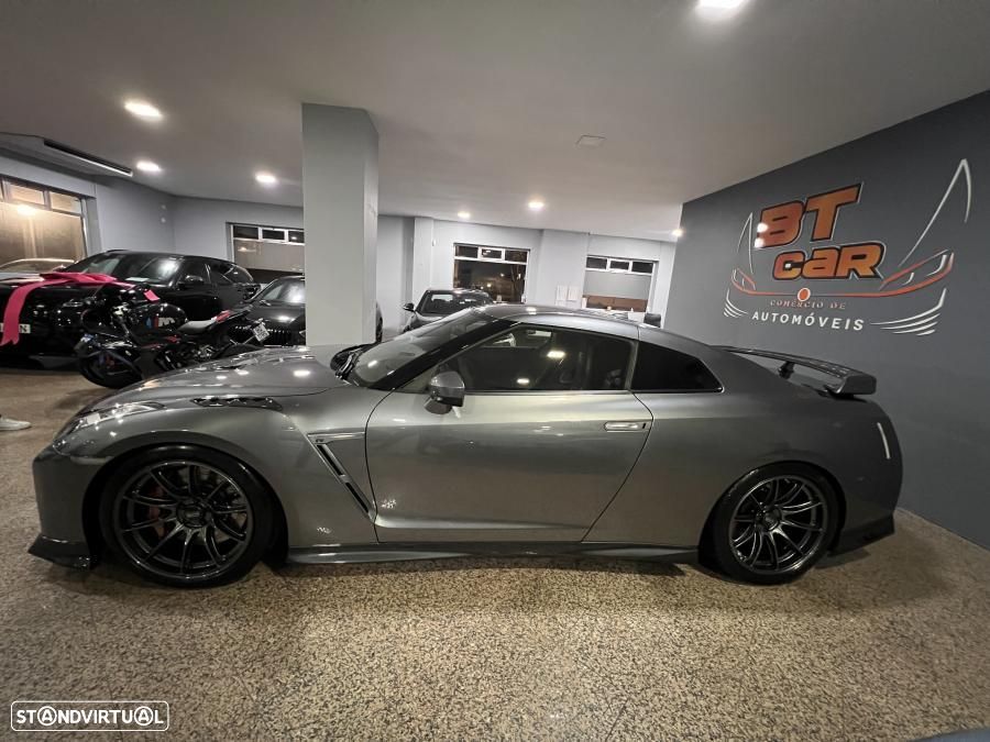 Nissan GT-R 3.8 V6 Nismo - 11