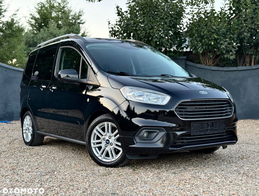 Ford Courier - 13