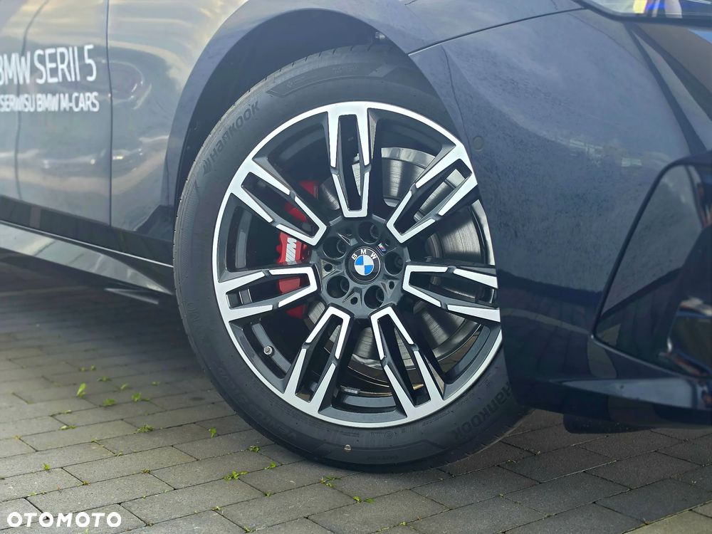 BMW Seria 5 520d xDrive mHEV - 12