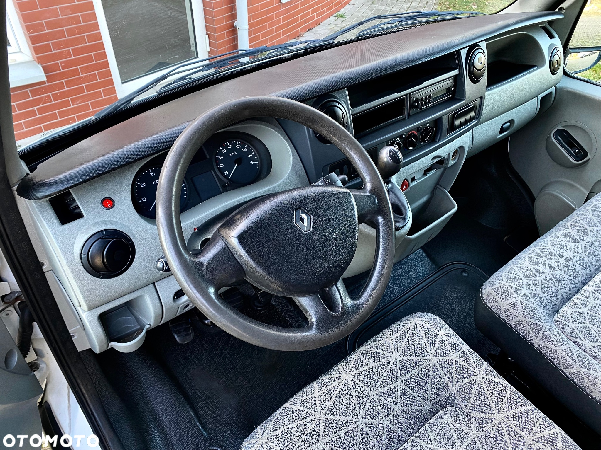 Renault Master - 18