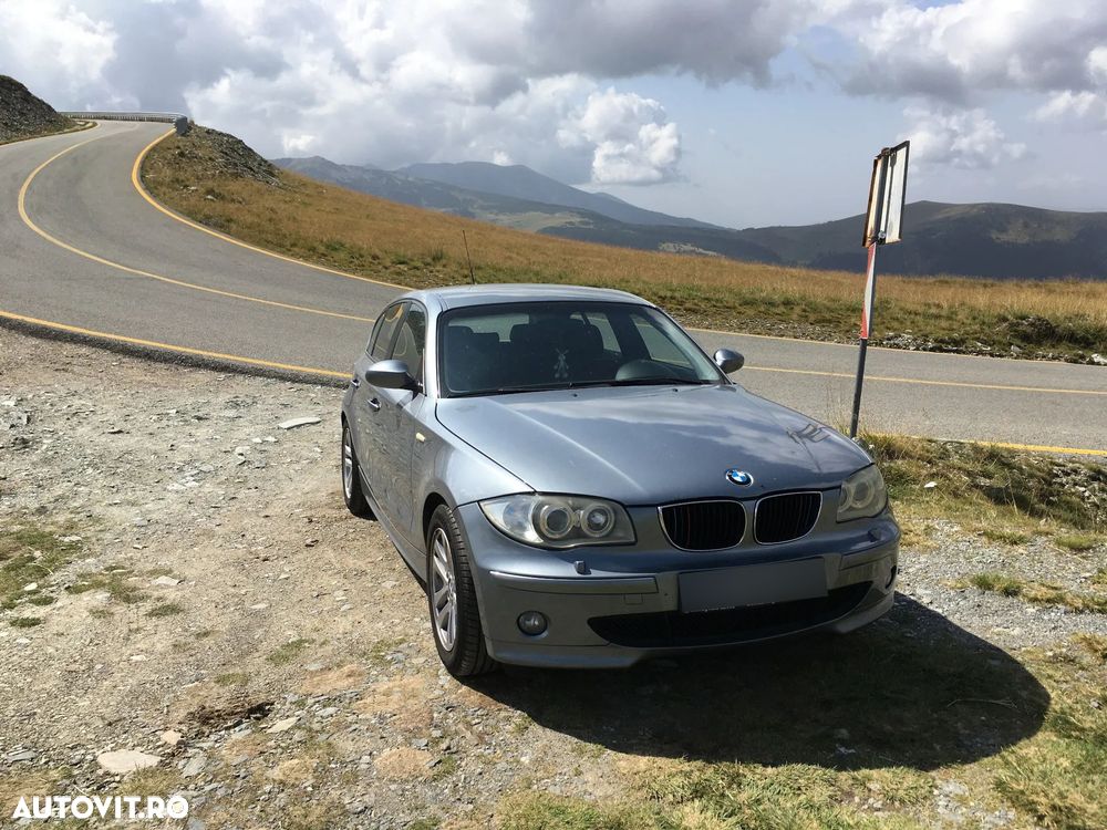 BMW Seria 1 120i - 22