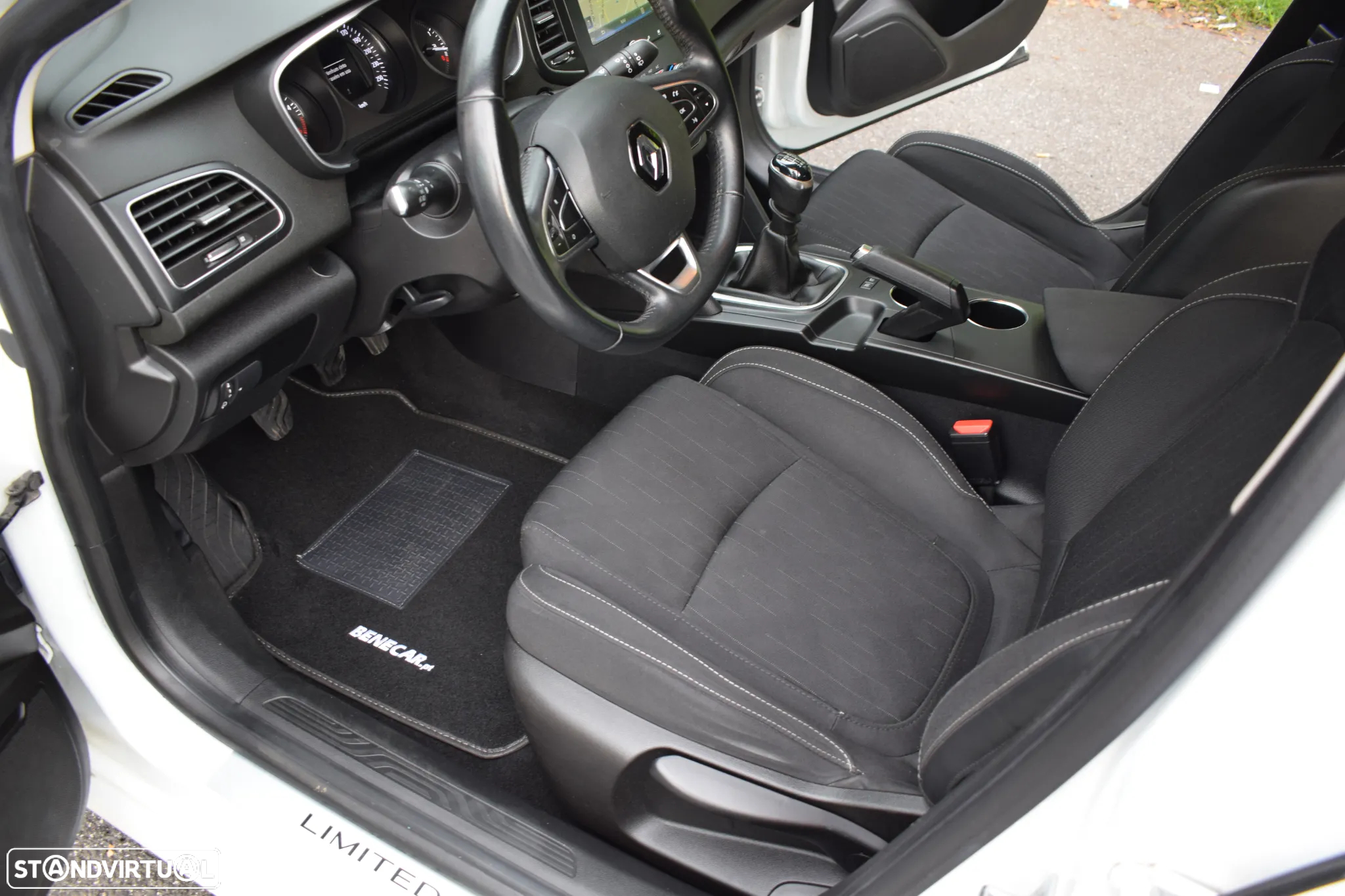 Renault Mégane 1.5 dCi Limited - 6
