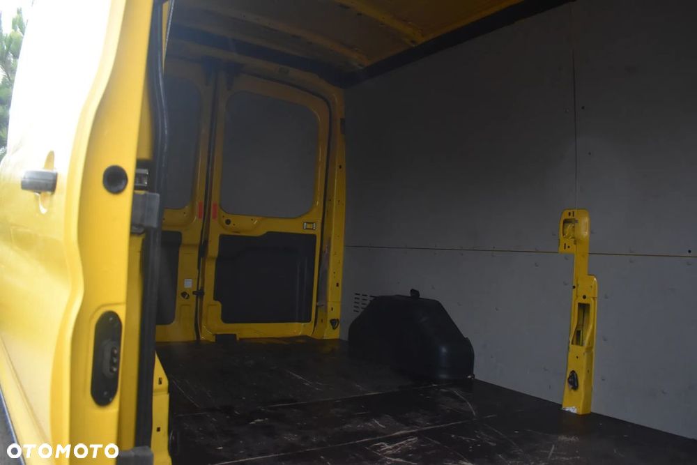 Ford Transit - 14