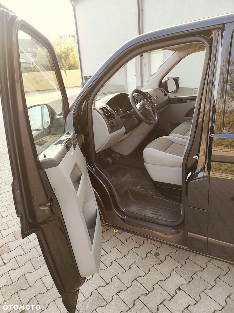 Volkswagen Transporter - 7