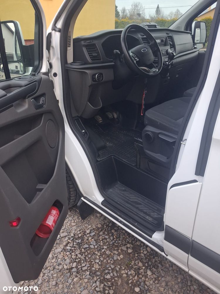 Ford Transit Custom 300 L1H1 Limited (bryg.) - 11