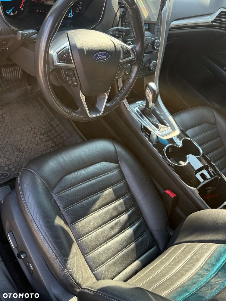 Ford Fusion ver-2-0-ecoboost-titanium - 12