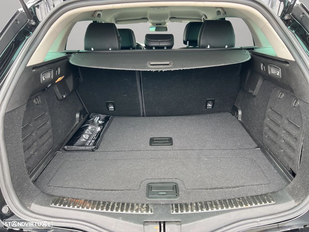 Renault Mégane Sport Tourer 1.5 Blue dCi Bose Edition EDC - 16