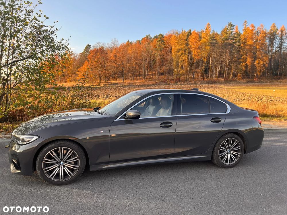 BMW Seria 3 330i xDrive M Sport sport - 4