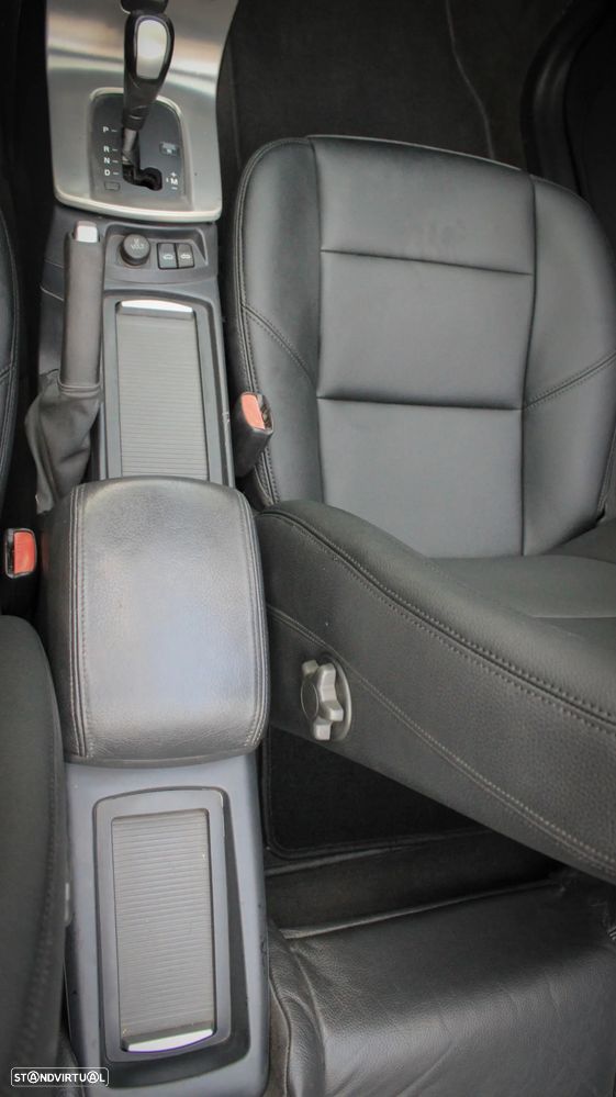 Volvo C70 2.4 D5 Summum Geartronic - 30