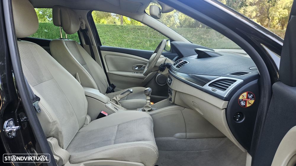 Renault Mégane Sport Tourer 1.5 dCi Luxe - 6