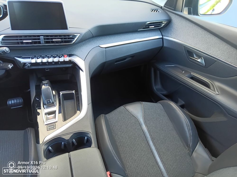 Peugeot 3008 1.2 PureTech Allure Pack EAT8 - 22