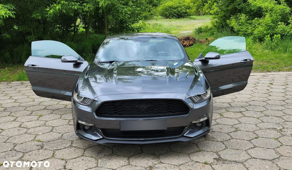 Ford Mustang 5.0 V8 GT - 3