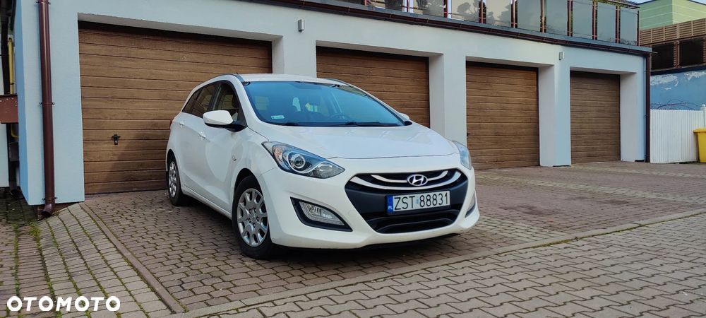 Hyundai i30 1.6 CRDi Classic + - 1