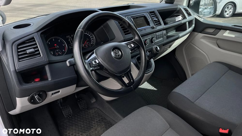 Volkswagen Transporter - 18