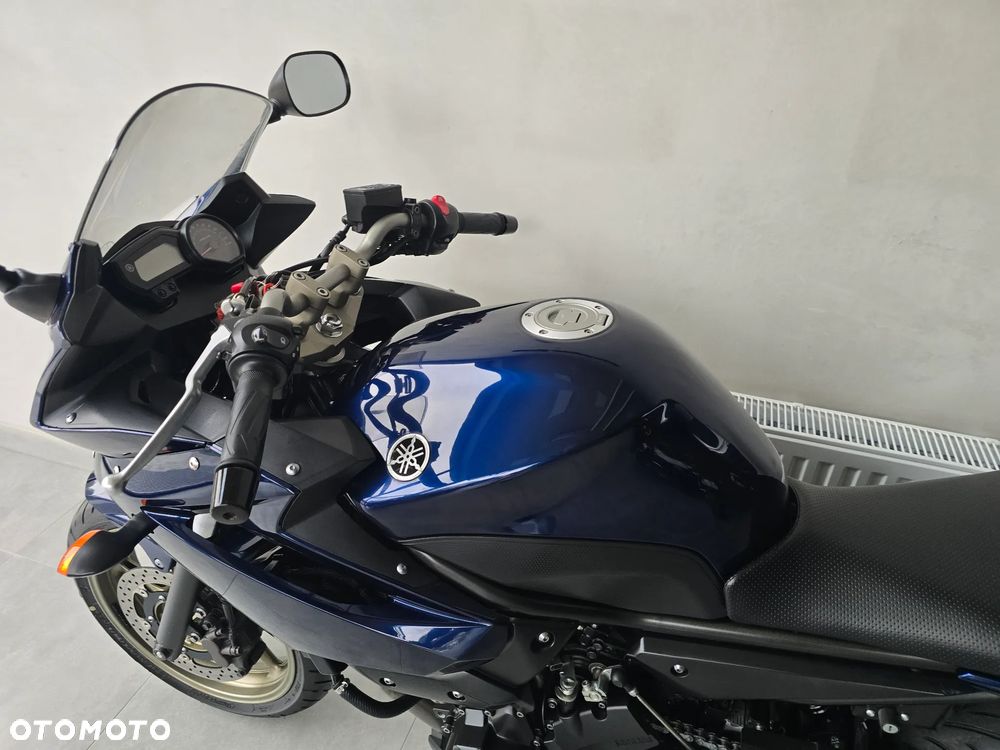 Yamaha XJ - 17