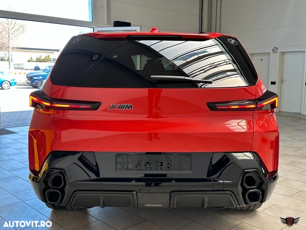 BMW XM - 5
