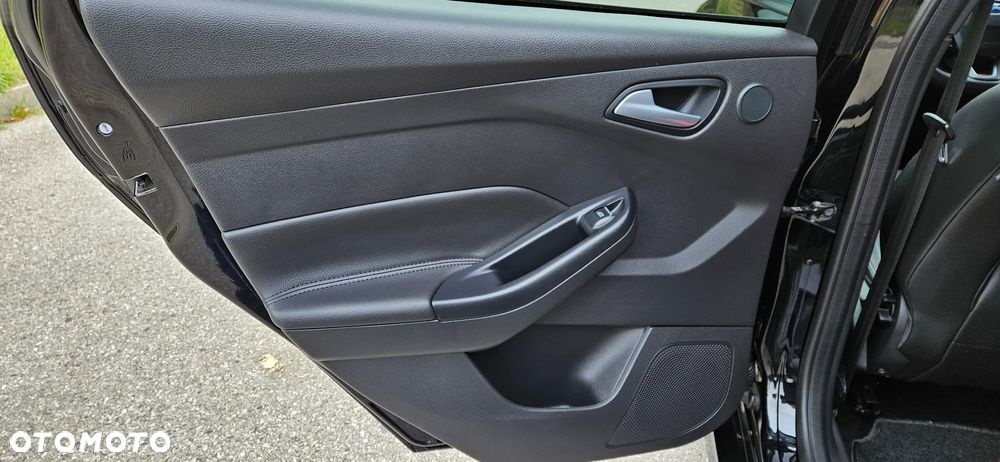 Ford Focus 2.0 TDCi ST-2 - 32