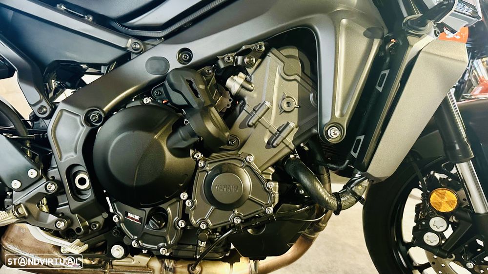 Yamaha MT-09 Y-AMT - 16