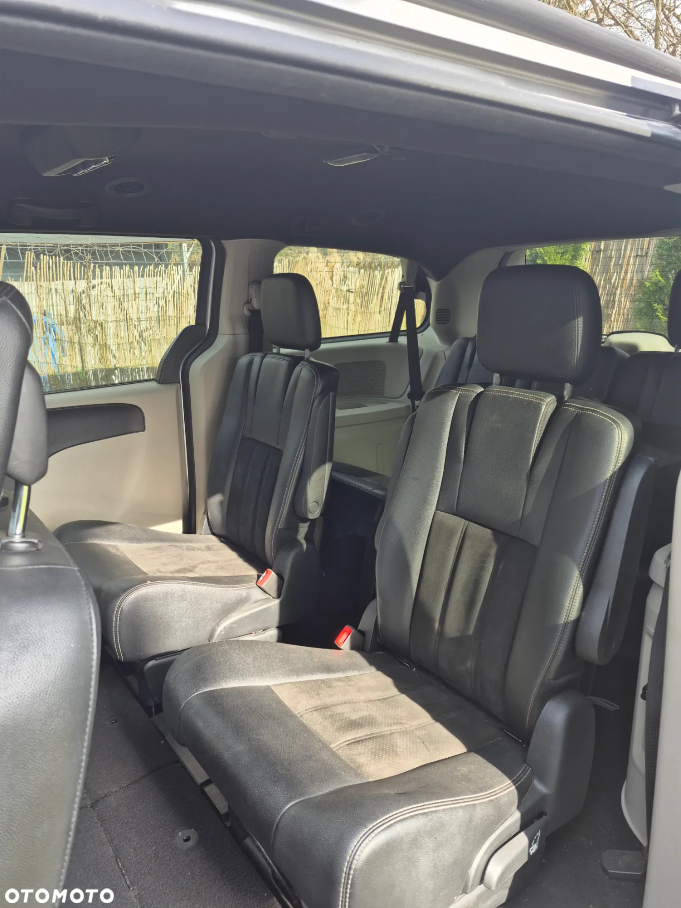 Dodge Grand Caravan 3.6 R/T - 4