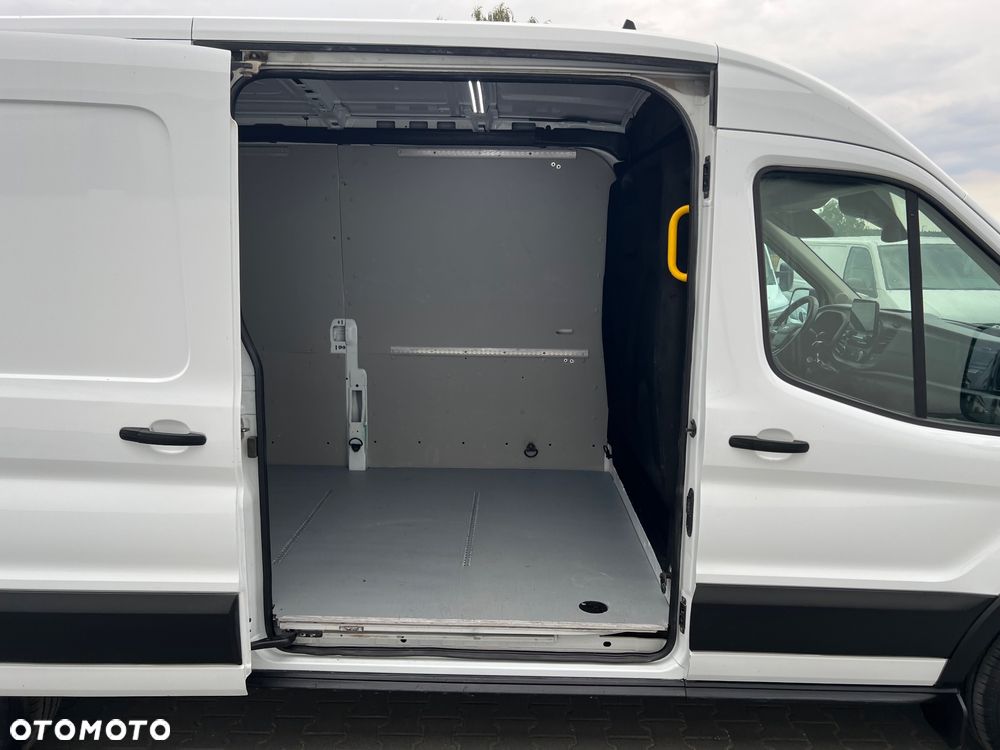Ford Transit L3H2 - 17