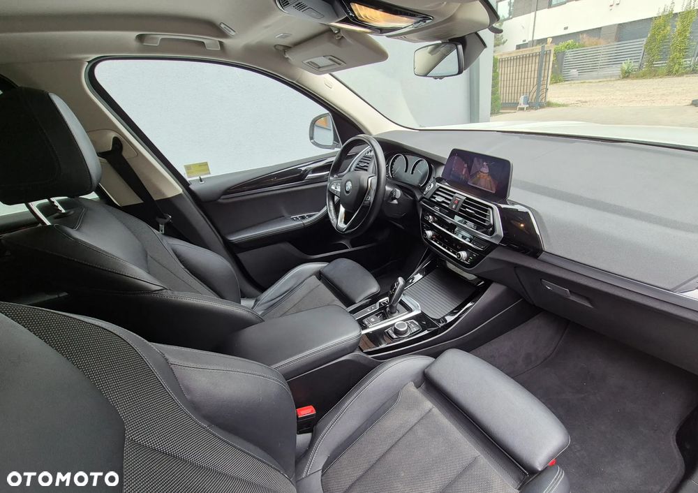 BMW X3 xDrive20i GPF xLine - 6