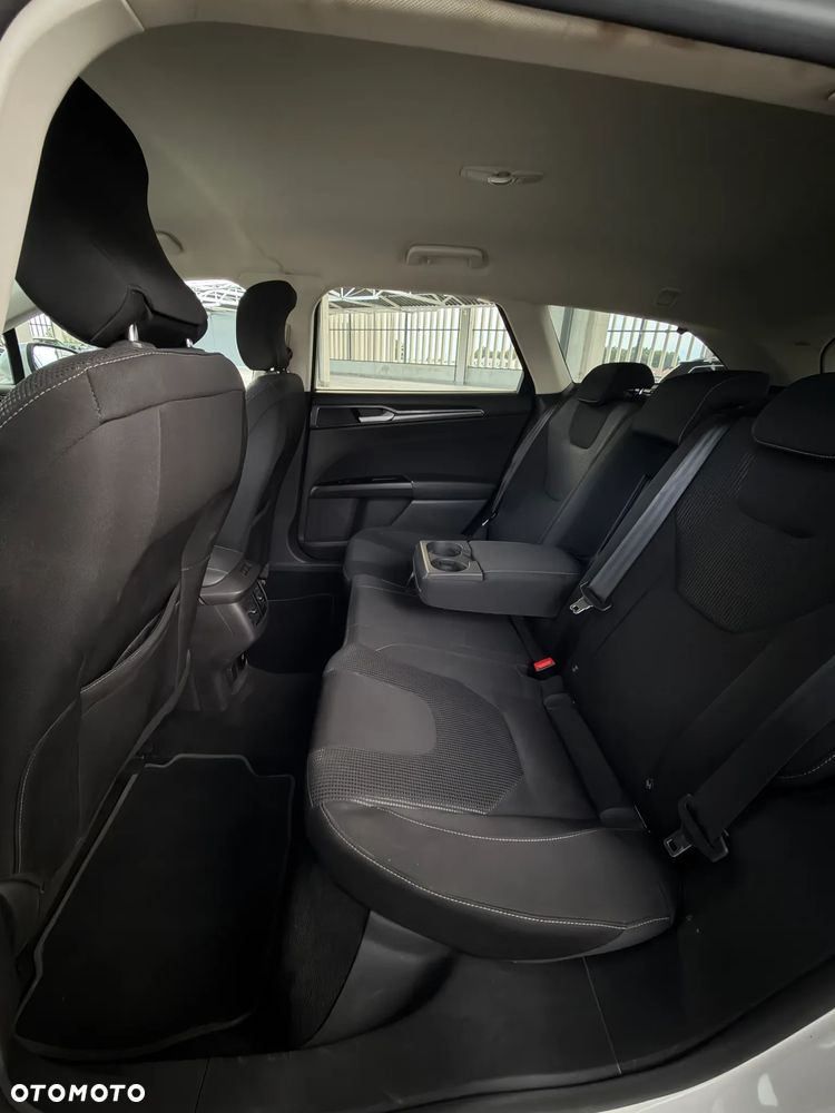 Ford Mondeo 2.0 EcoBlue Titanium - 31