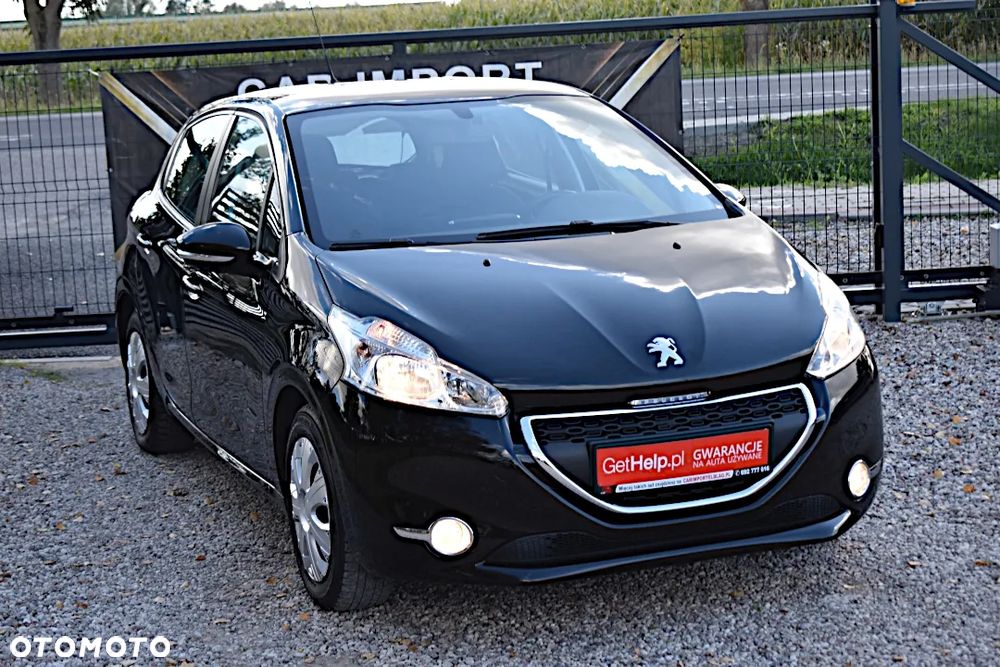Peugeot 208 - 11