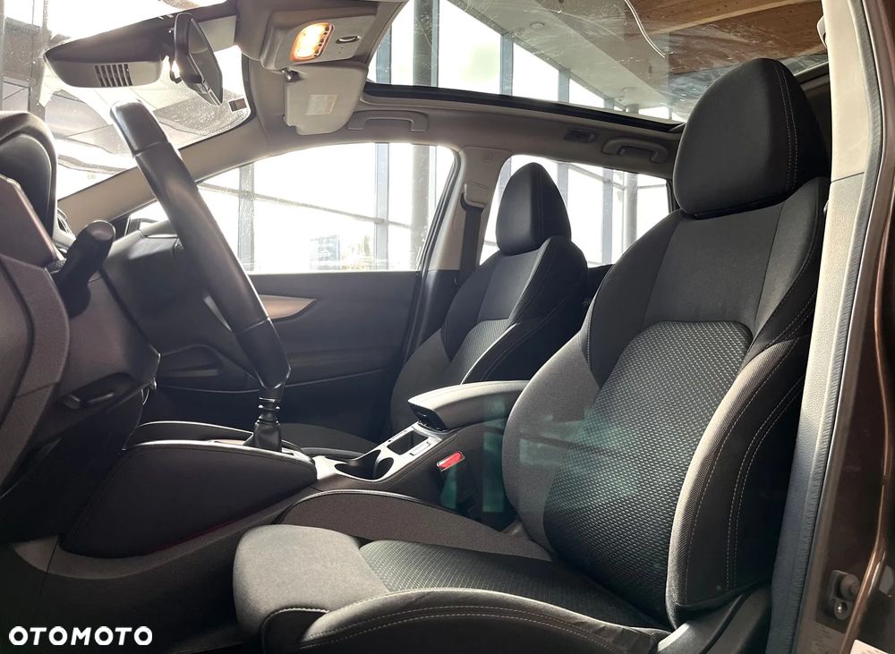 Nissan Qashqai 1.3 DIG-T N-CONNECTA - 25