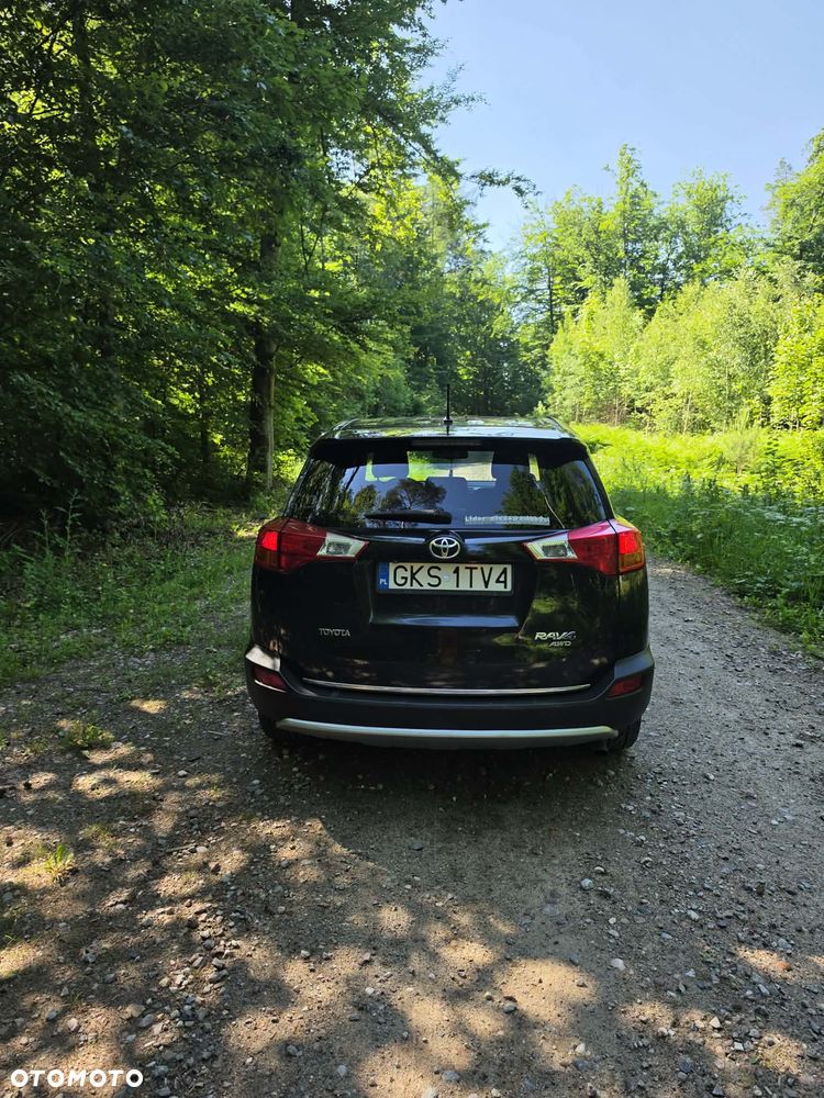 Toyota RAV4 2.0 D-4D Premium - 9