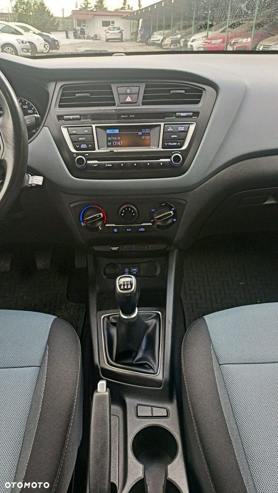 Hyundai i20 1.2 Classic Plus - 26