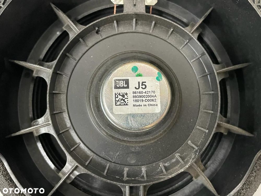 Toyota RAV 4 V 19- subwoofer JBL GŁOŚNIKI - 4