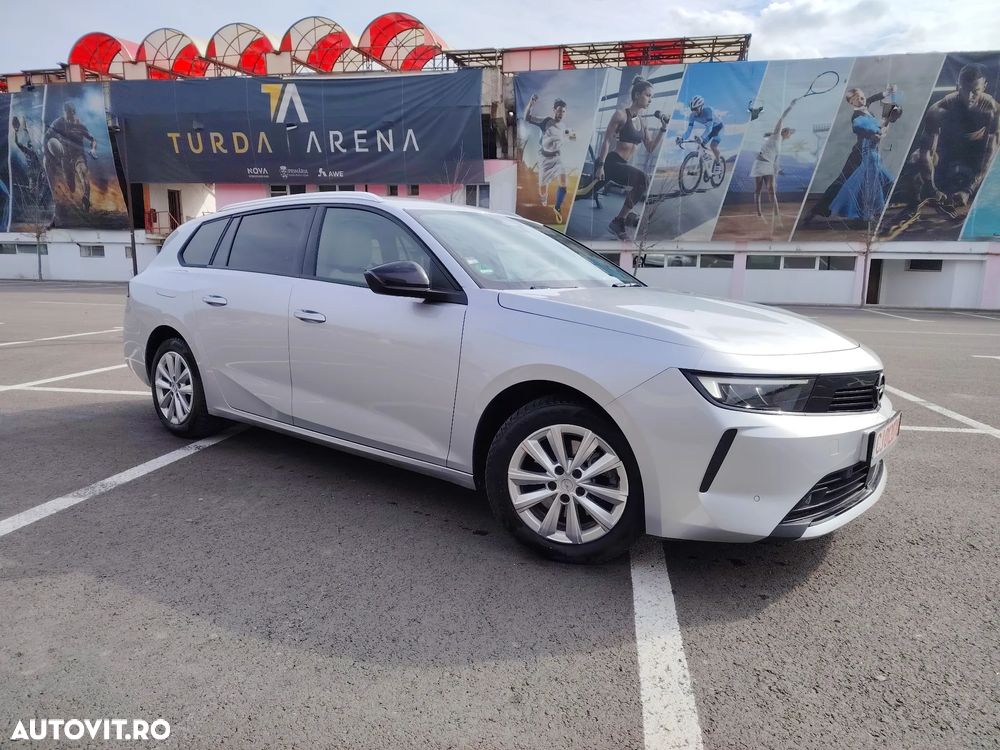 Opel Astra 1.5 D Business Elegance - 2