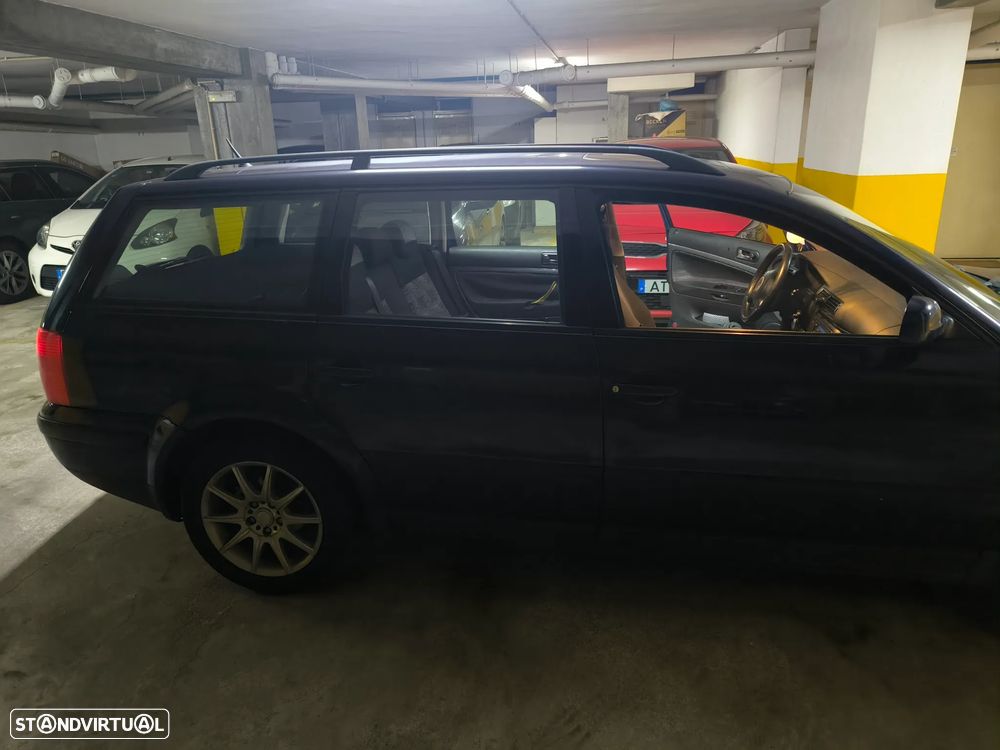 VW Passat Variant 1.9 TDi Confortline - 6