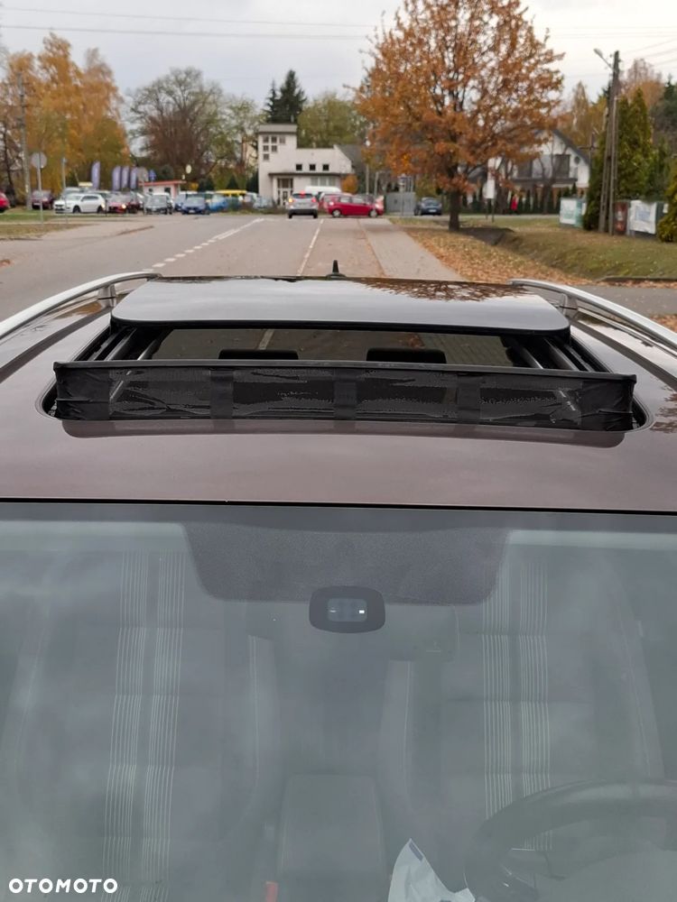 Volkswagen Touran 1.6 TDI DPF BlueMotion Technology DSG MATCH - 24