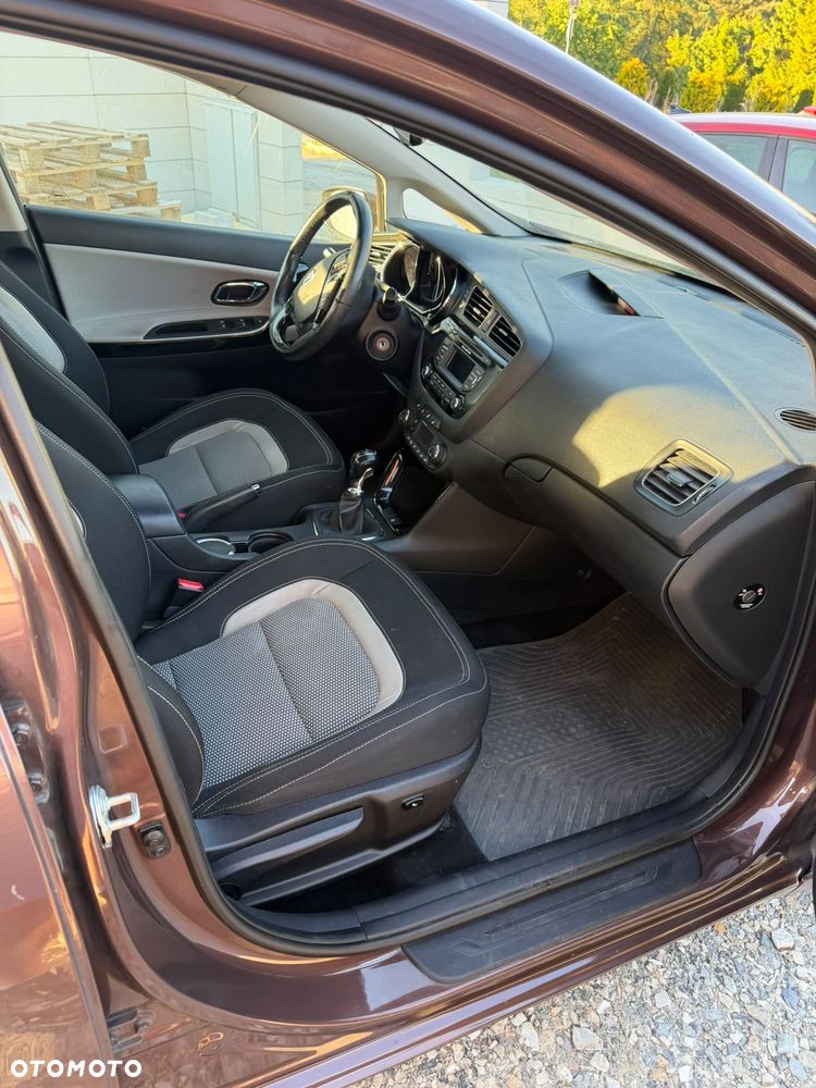 Kia Ceed 1.6 CRDi XL - 6