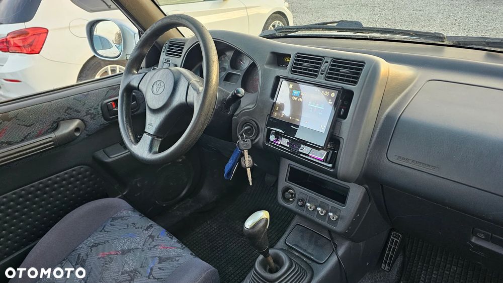 Toyota RAV4 2.0 Fun - 13