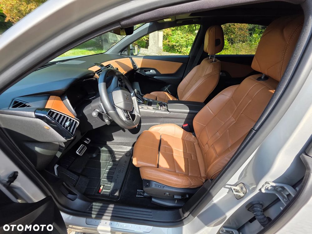 DS Automobiles DS 7 Crossback - 11