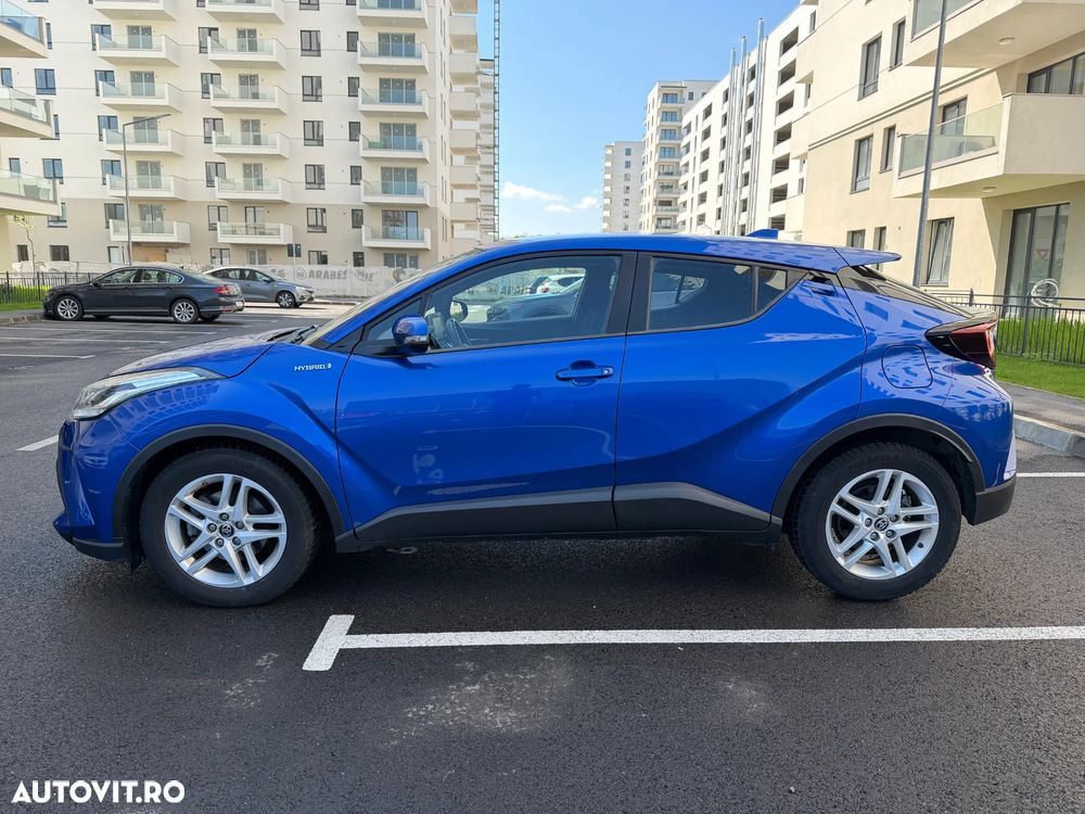 Toyota C-HR Business-Edition - 4