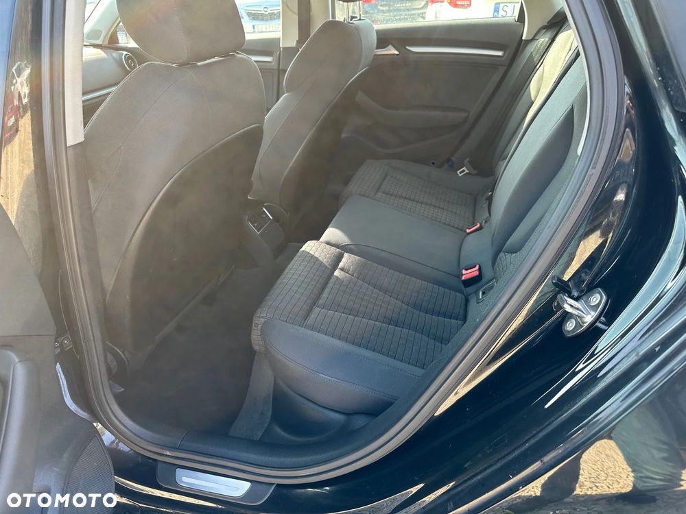 Audi A3 Sportback - 10