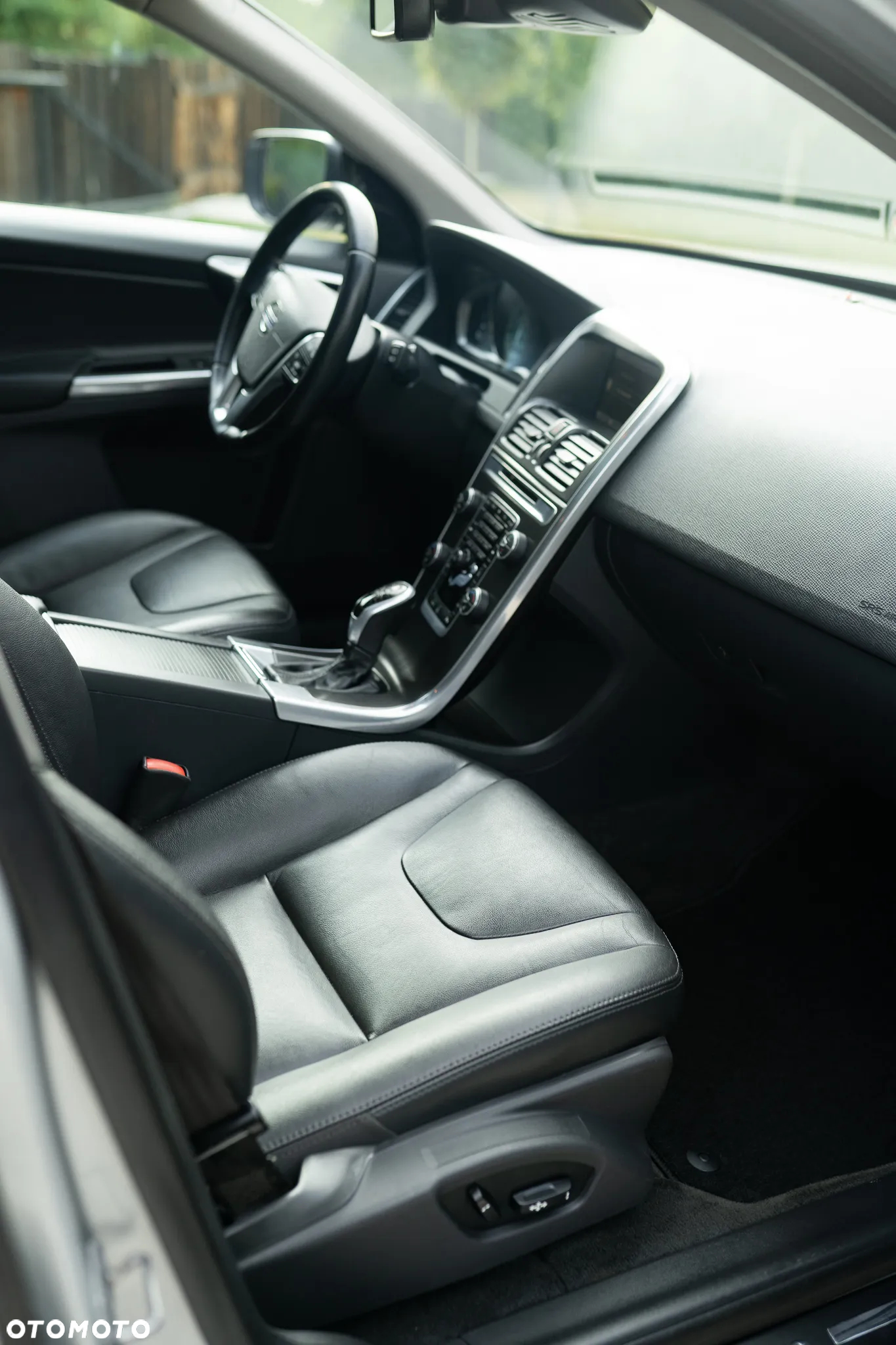 Volvo XC 60 T5 Drive-E Momentum - 17