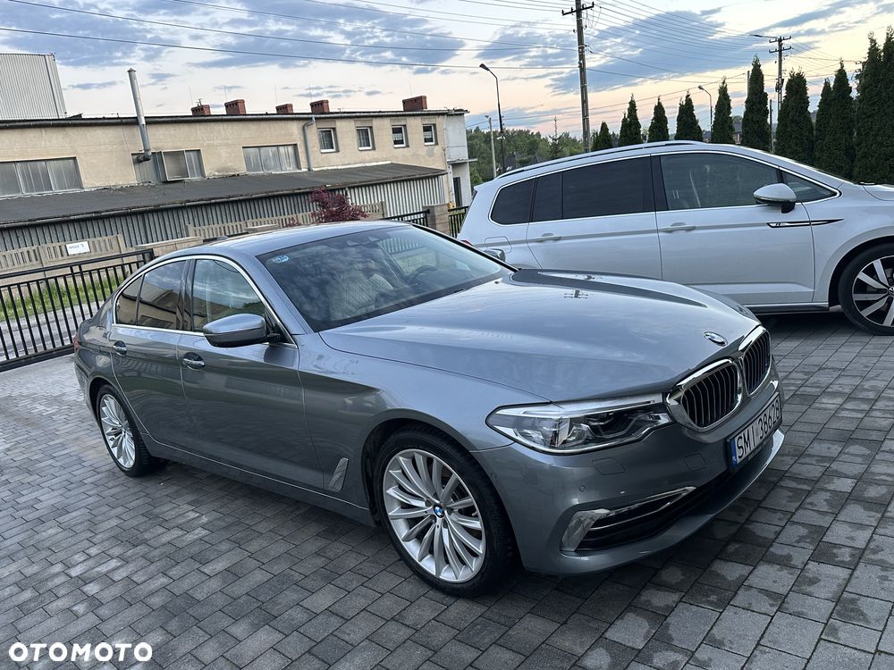 BMW Seria 5 520d xDrive Luxury Line - 9