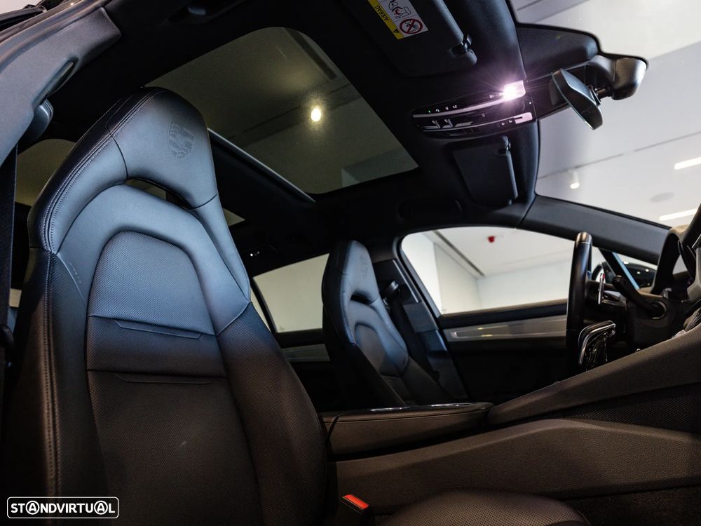Porsche Panamera Sport Turismo 4 E-Hybrid Platinum Edition - 29